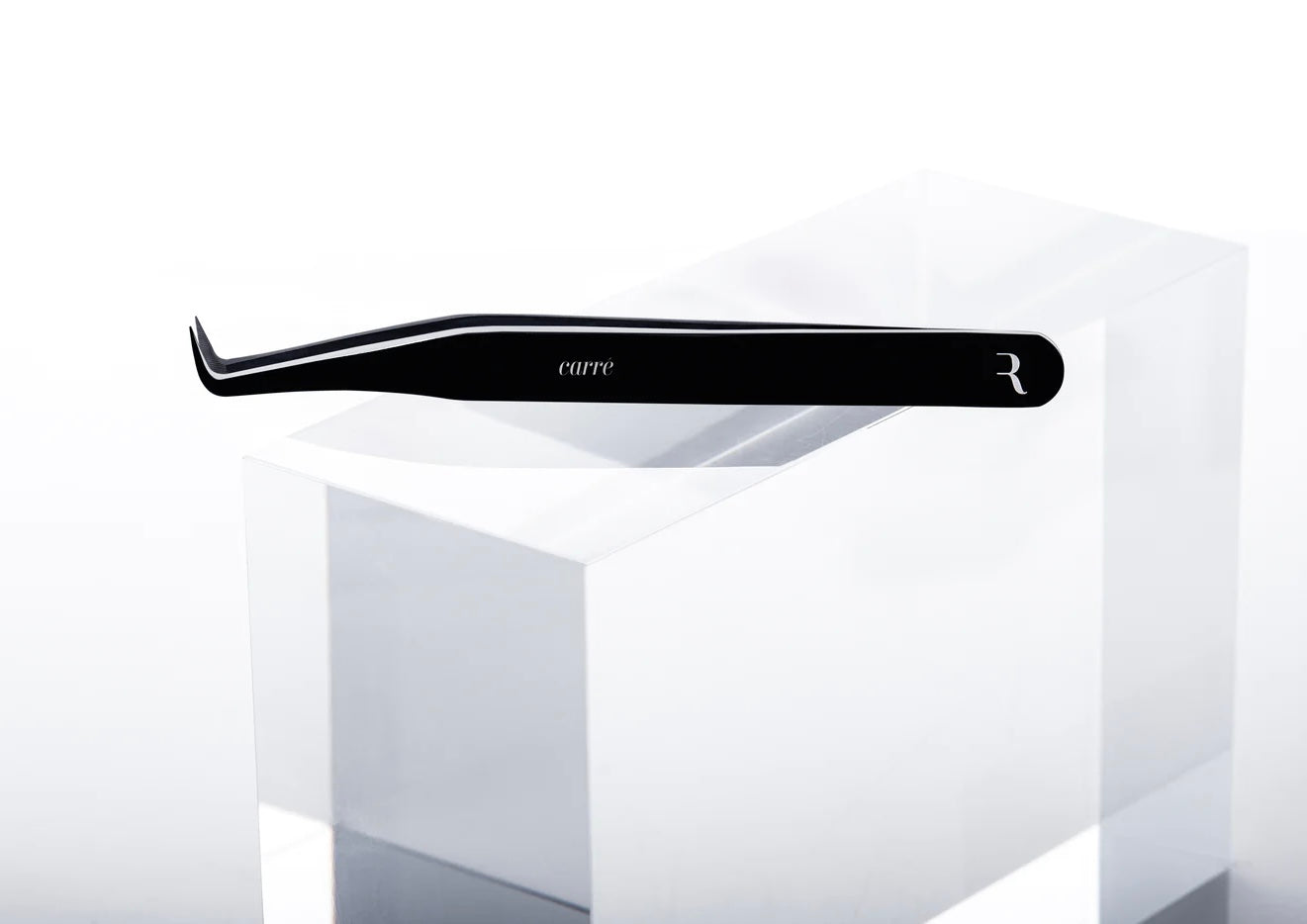 Carré Mega Volume OmniGrip Tweezers